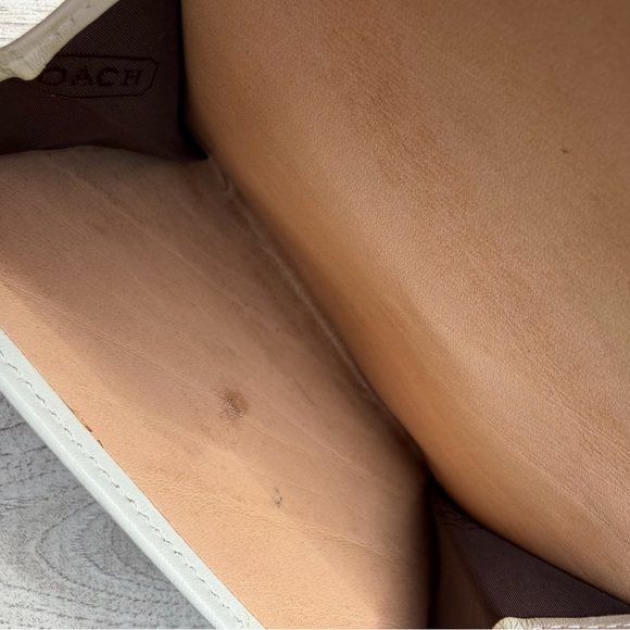 Coach Wallet - Picture 8 of 8